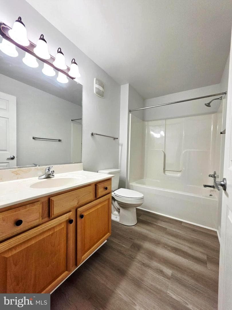 501 Garrison Woods Drive #203 photo 12