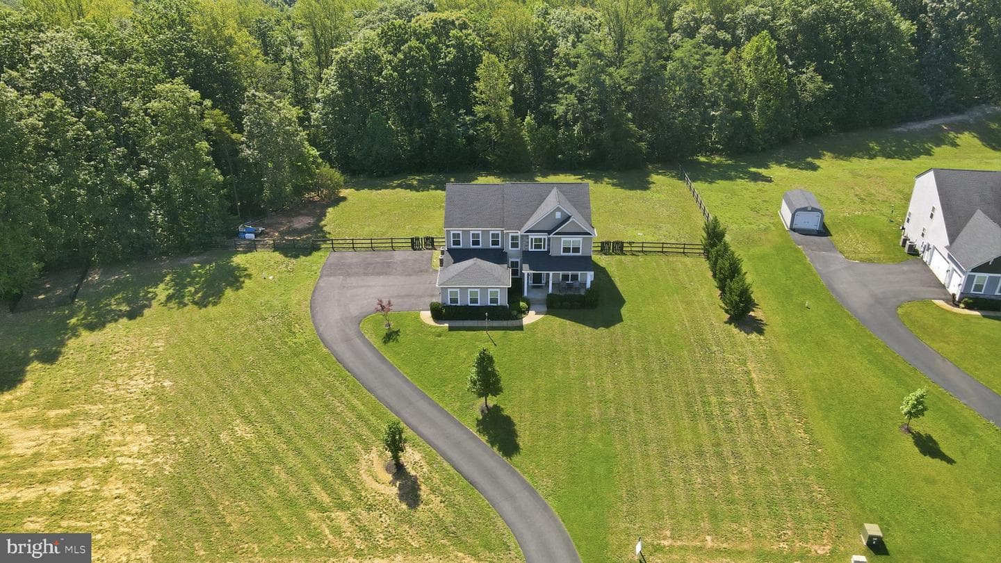 124 Brooke Point Court photo 49