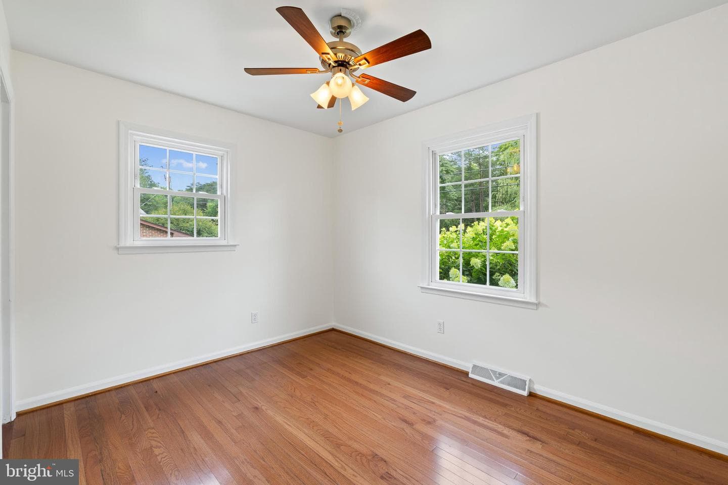 281 Truslow Road photo 10