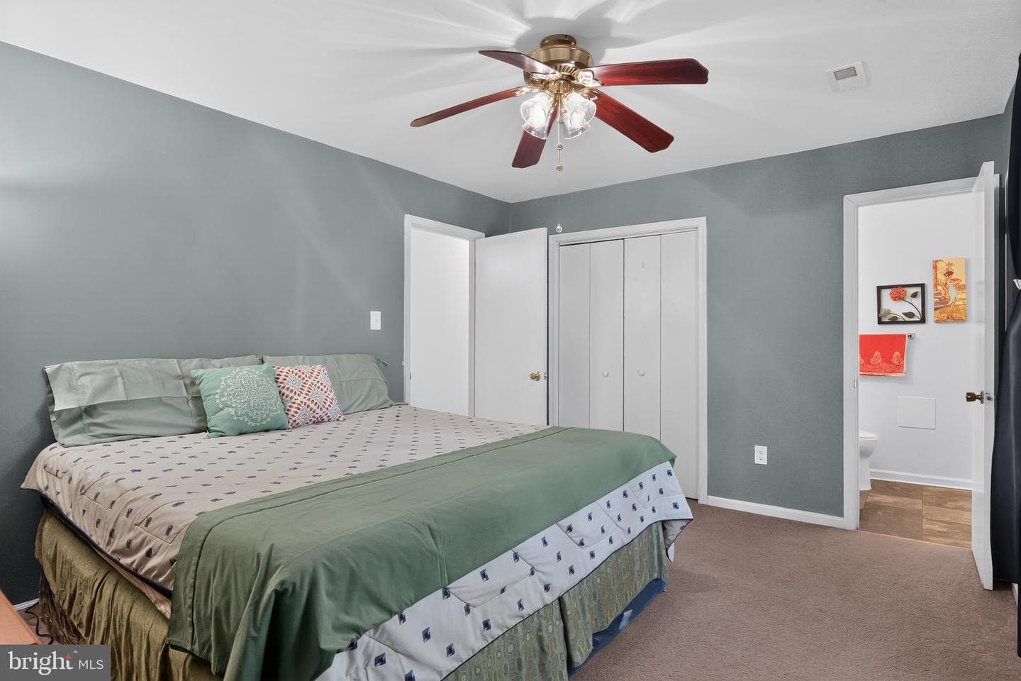 9 Breezy Hill Drive photo 13