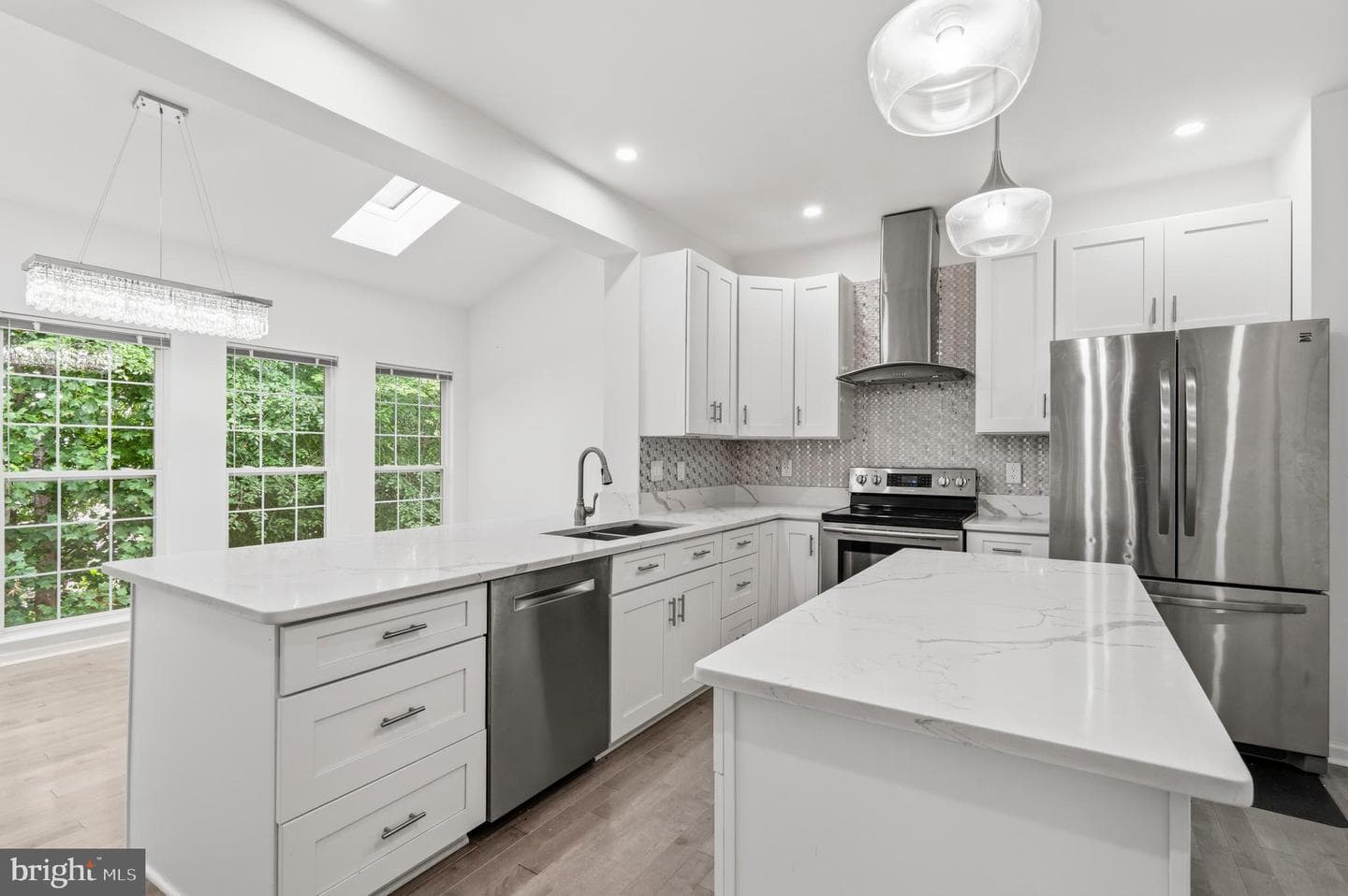 33 Jade Drive photo 14
