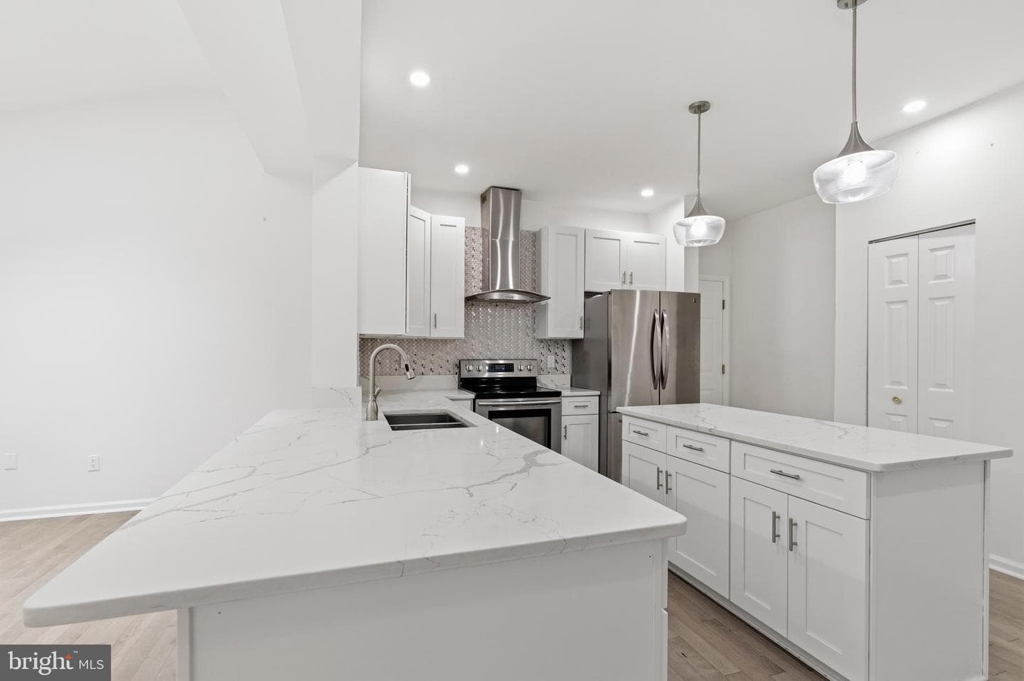 33 Jade Drive photo 15