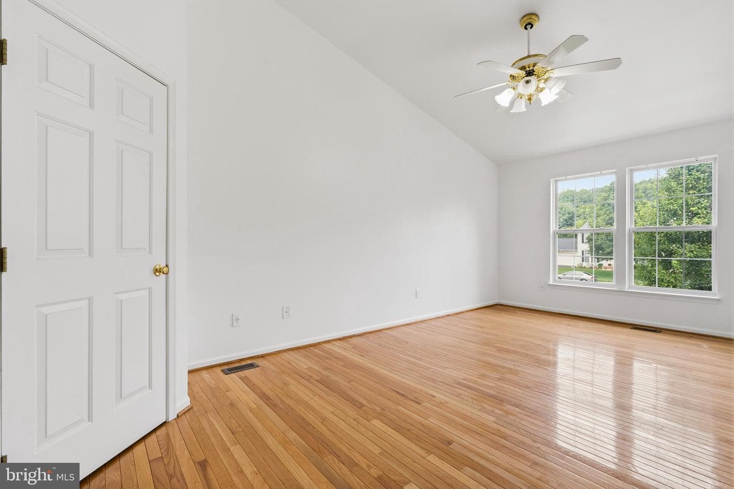 33 Jade Drive photo 24