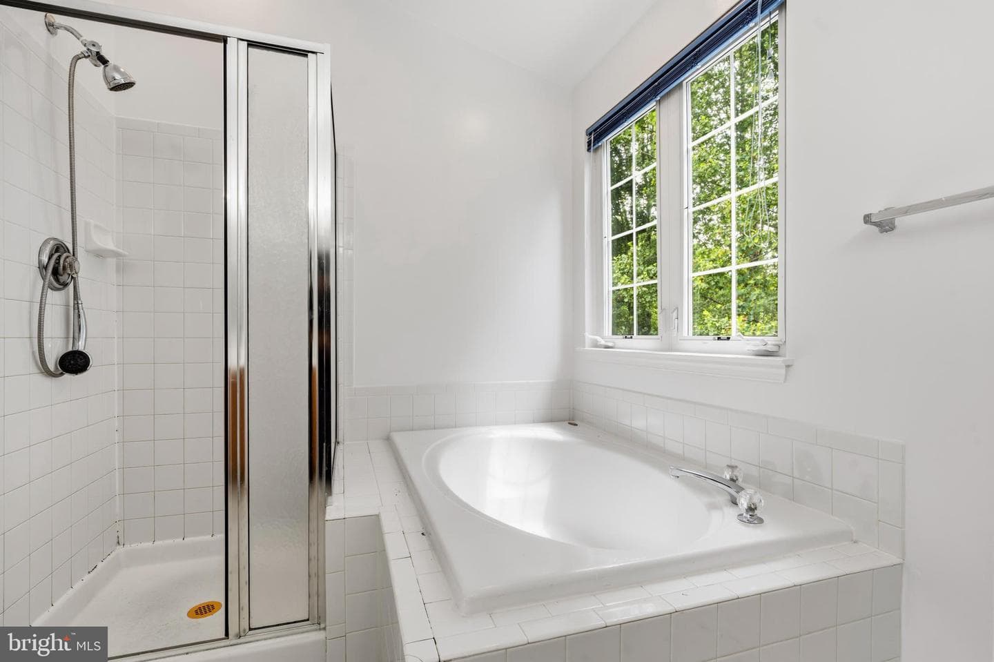33 Jade Drive photo 28