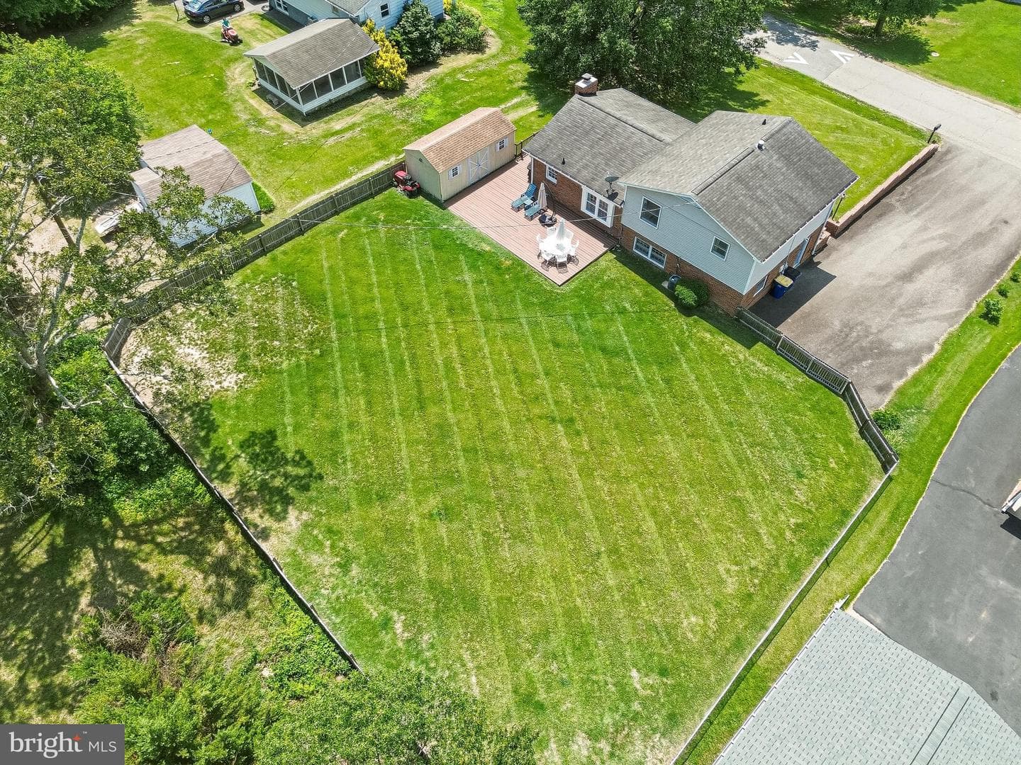 702 Edwards Drive photo 47