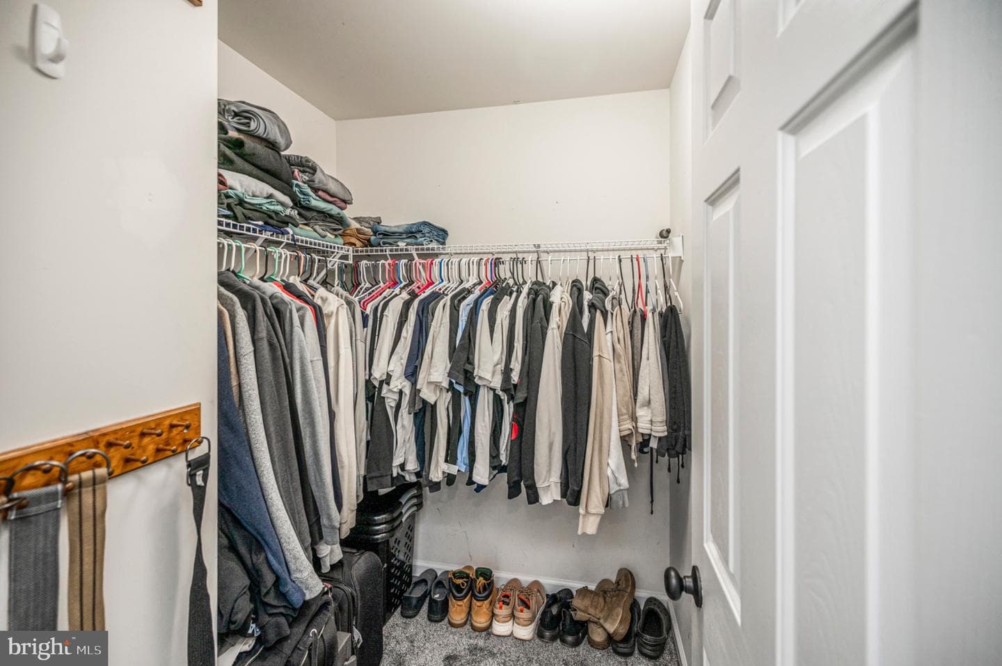 239 Toluca Road photo 61