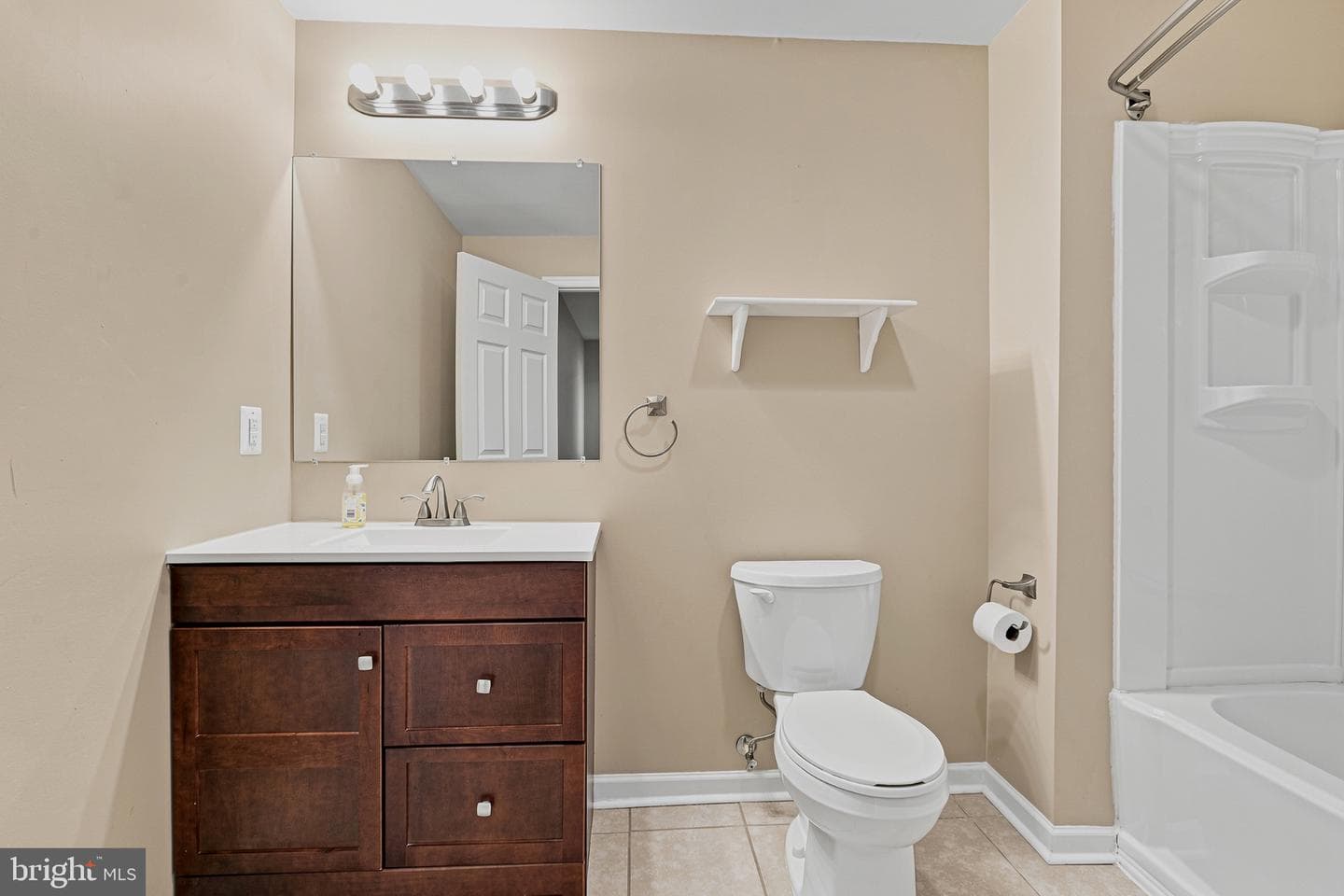 150 Riggs Road photo 49