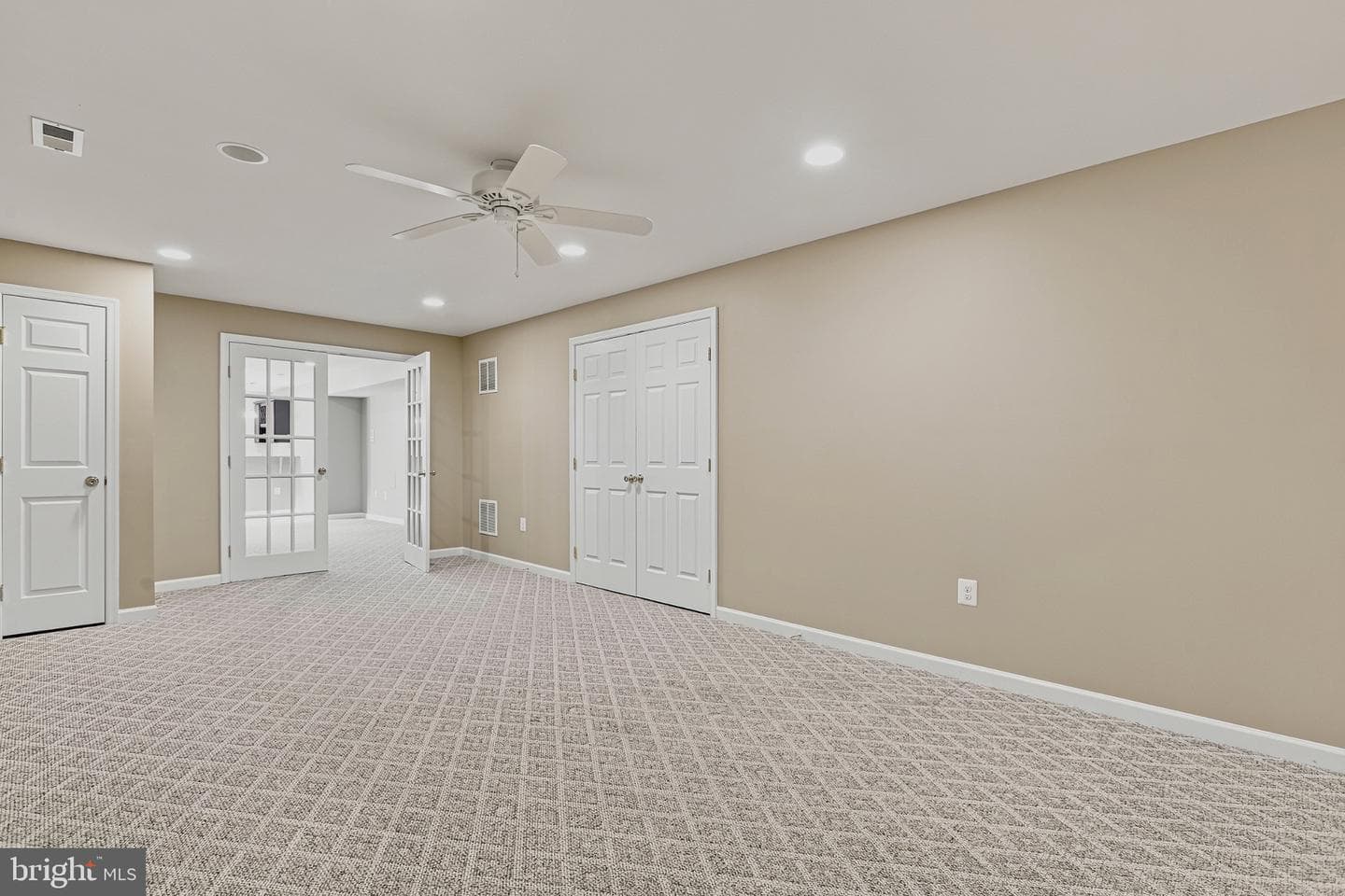 150 Riggs Road photo 50