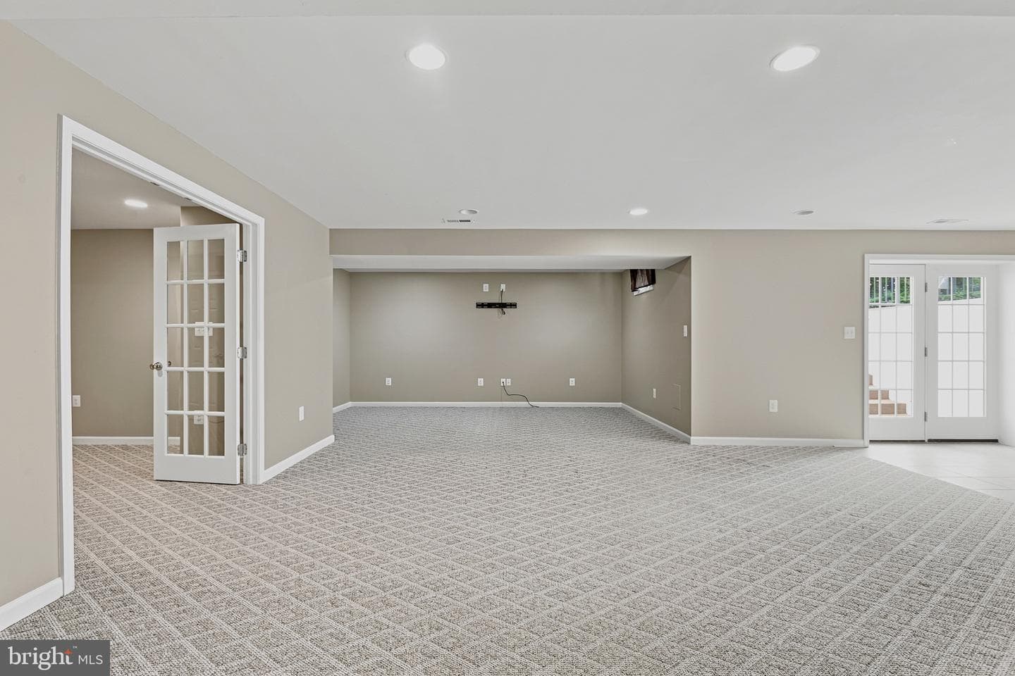 150 Riggs Road photo 51