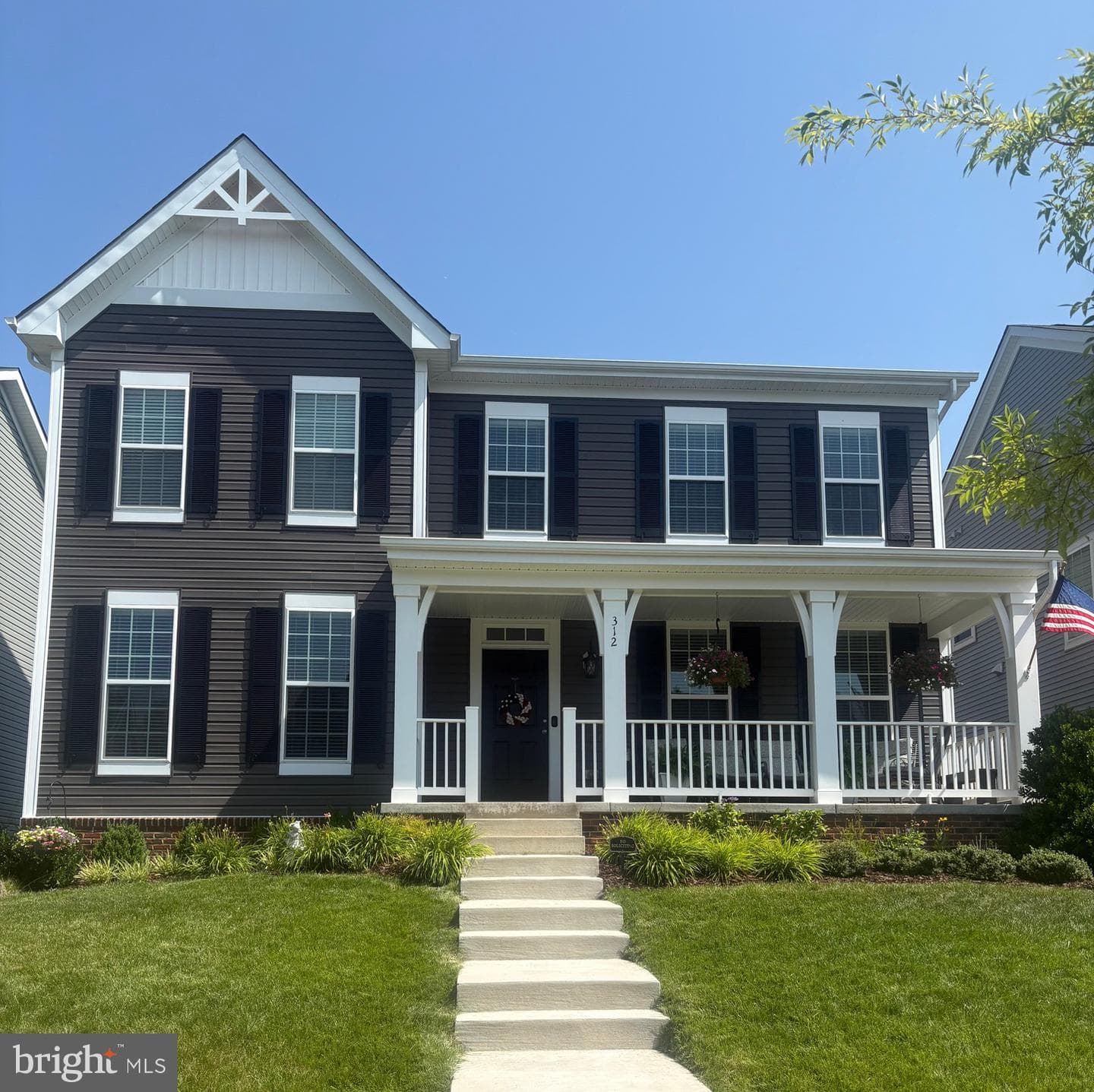 312 Petunia Way photo 1
