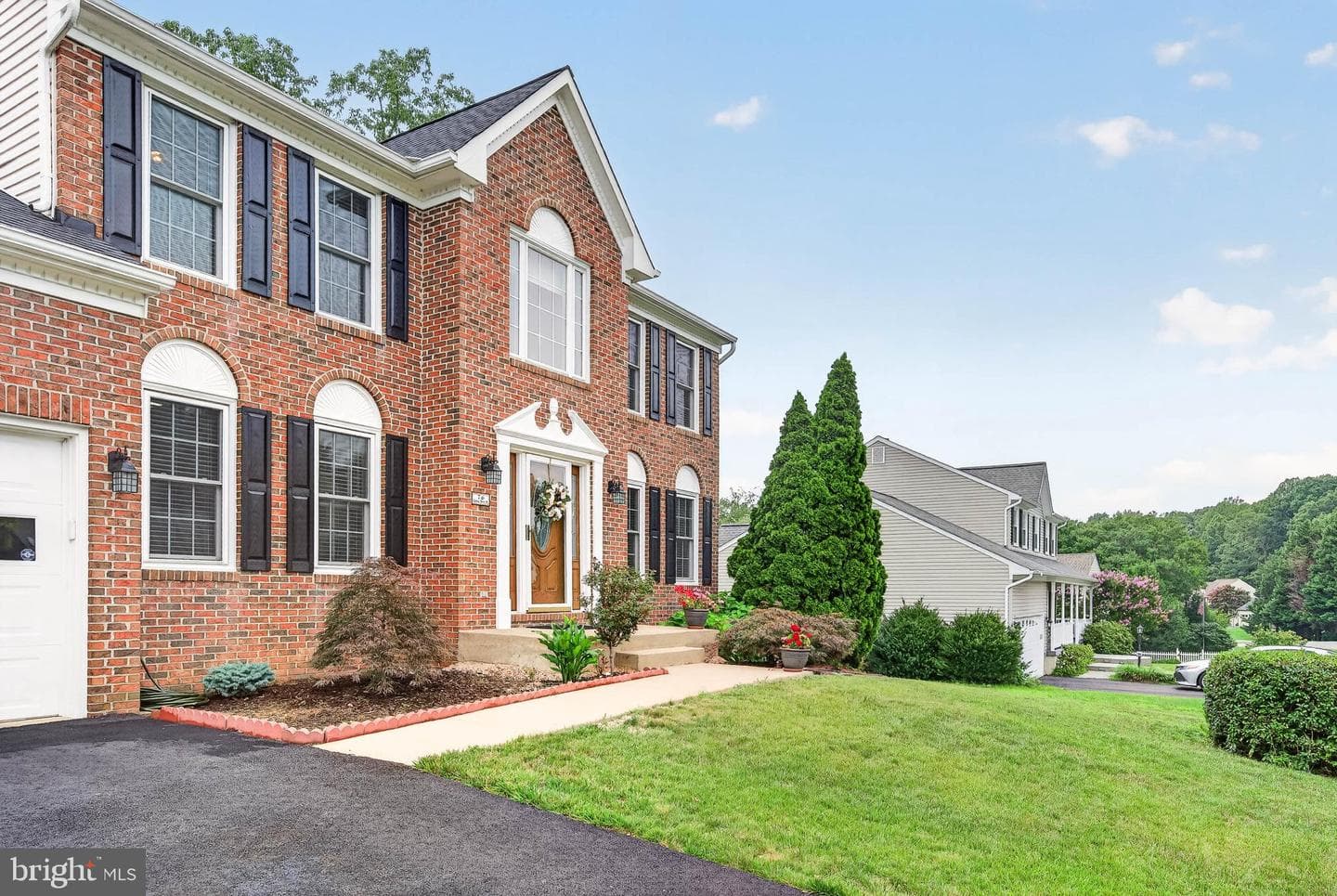 76 Cardinal Forest Drive photo 3