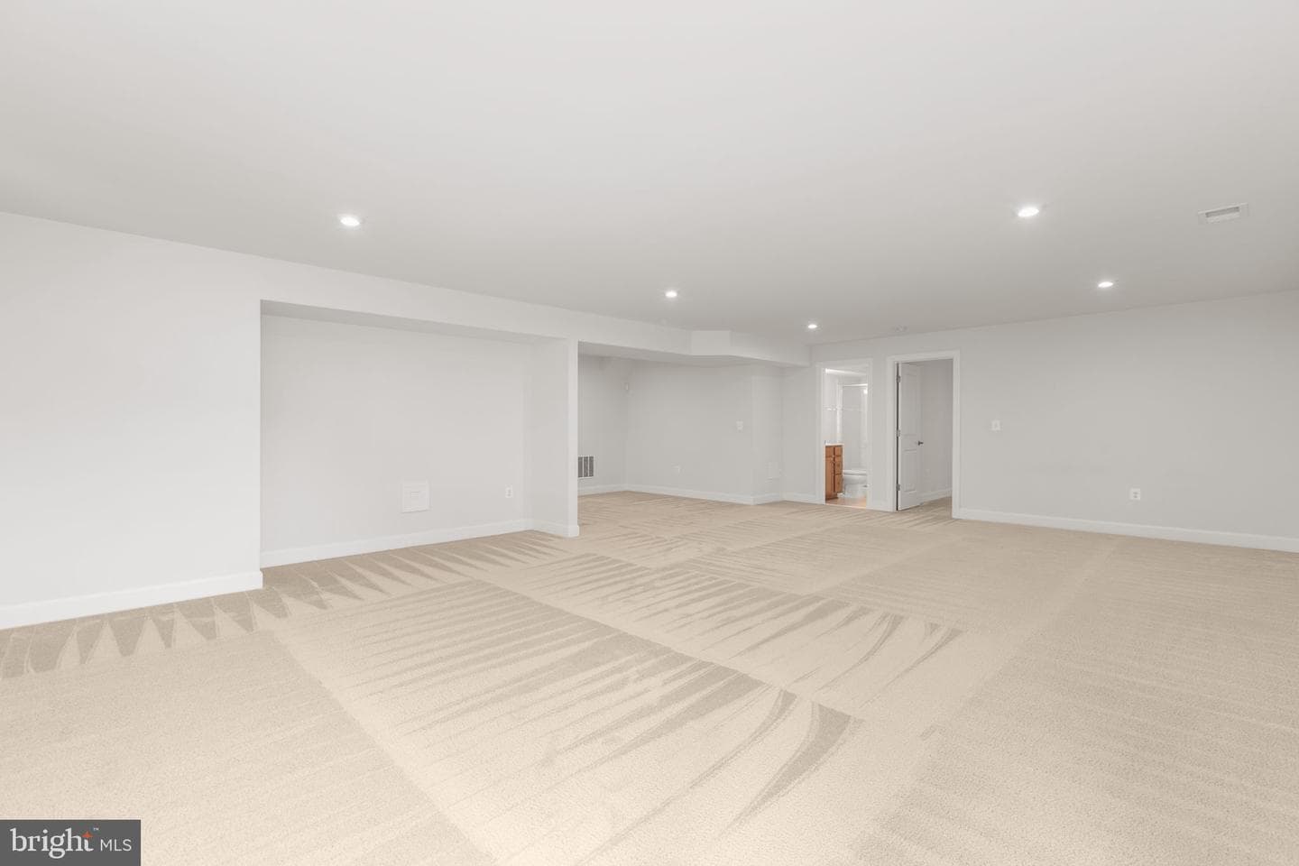 1221 Marigold Street photo 47