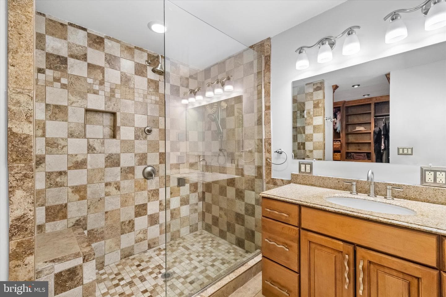 1211 Richmond Drive photo 27