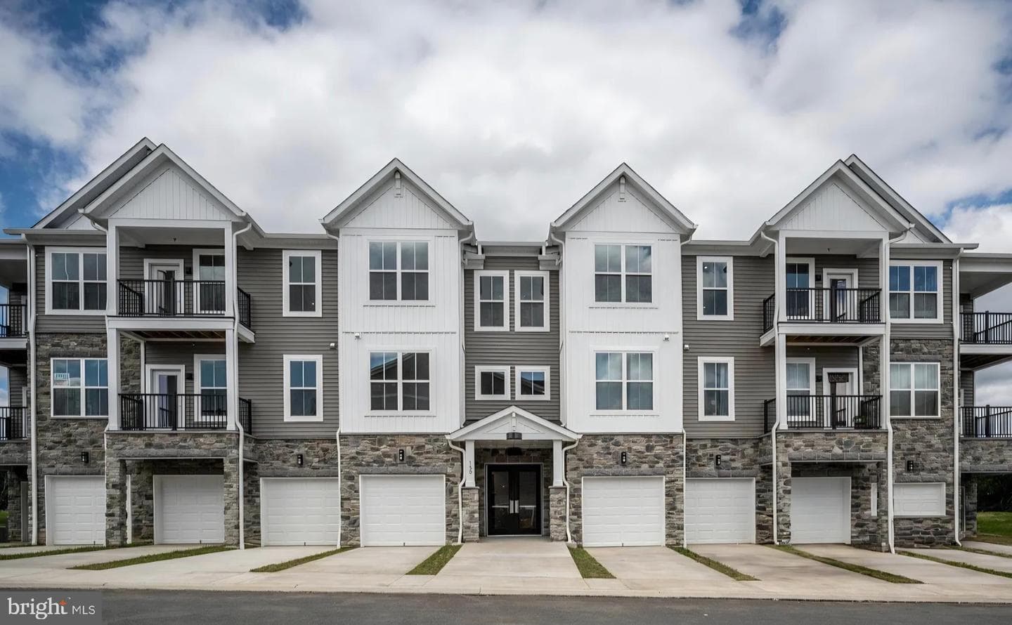 19 Artemisia Way Way #101 photo 1