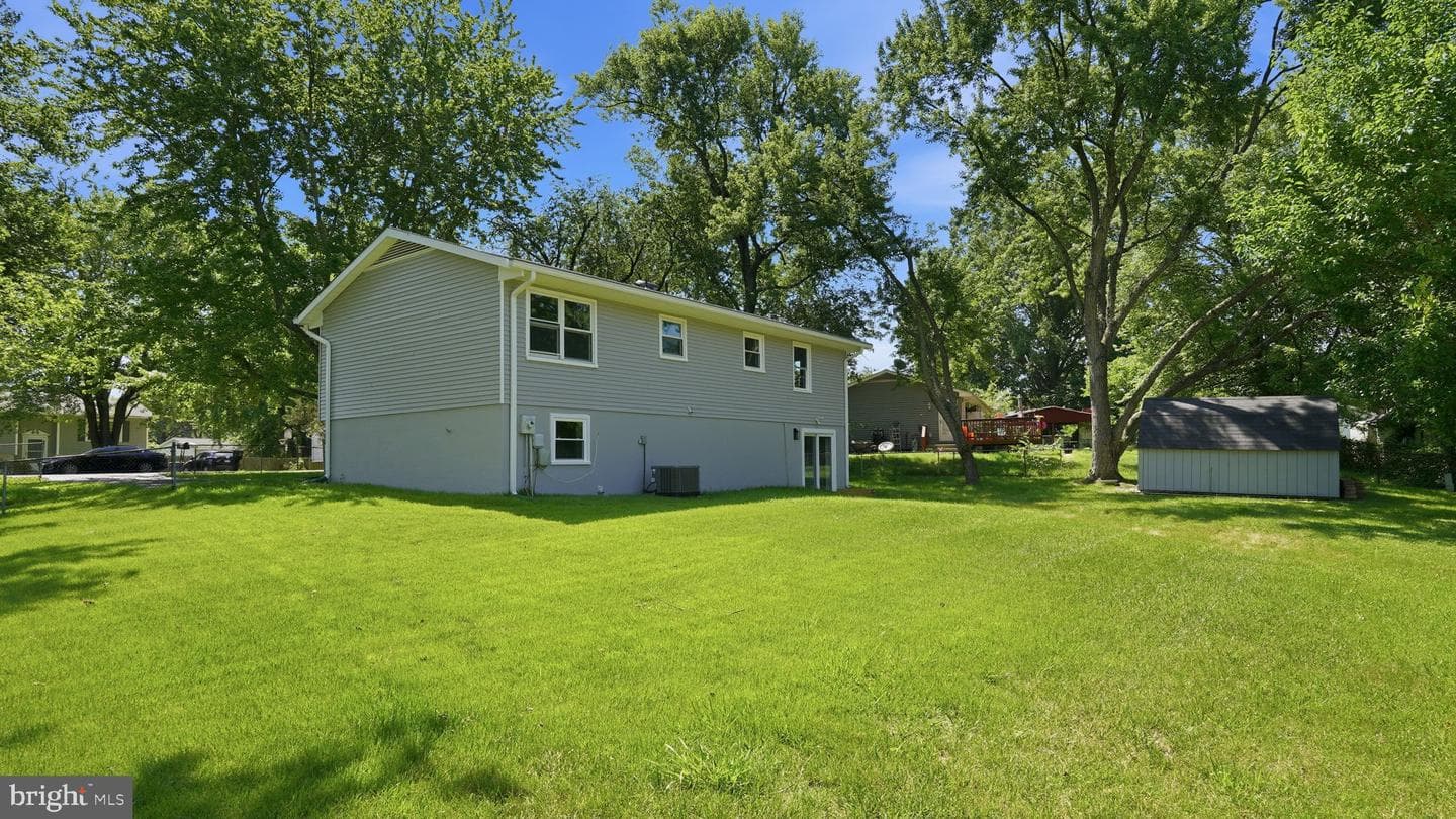 210 Austin Drive photo 39