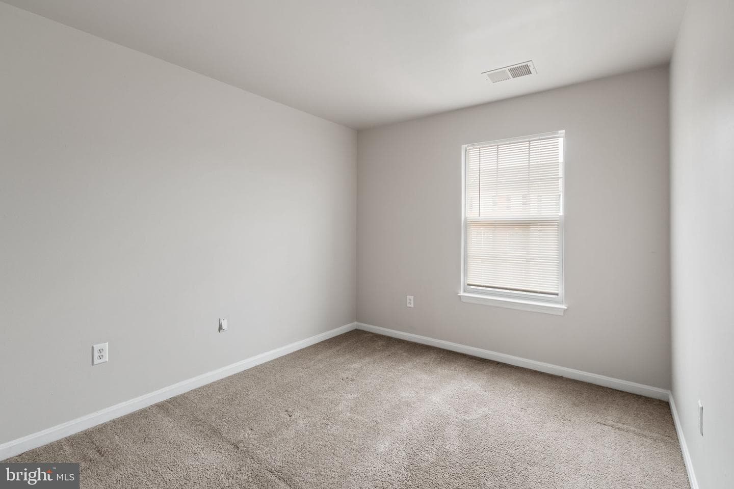 109 Chesterbrook photo 25