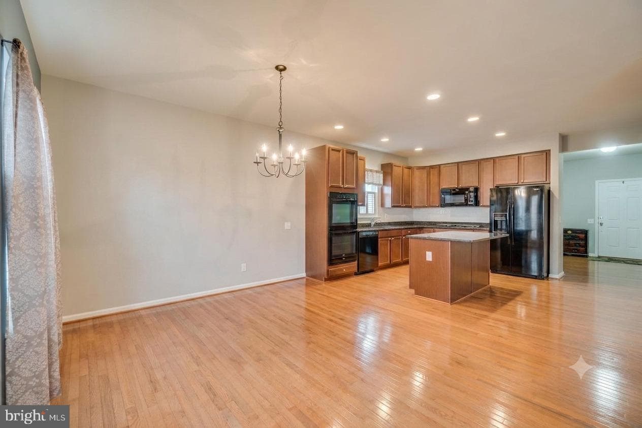 62 Charter Gate Drive photo 10