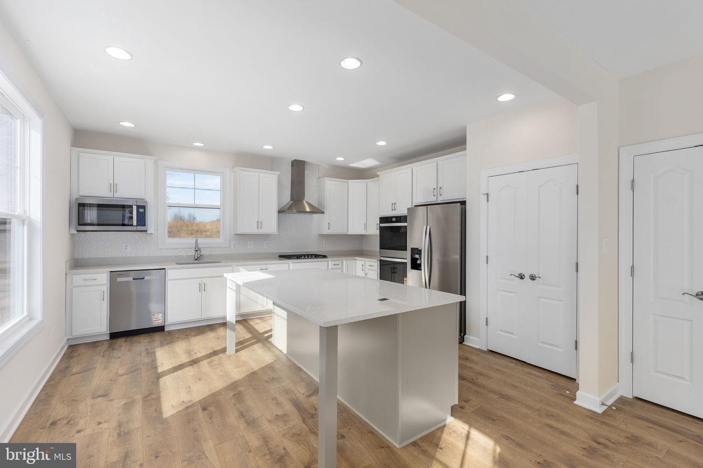 804 Holly Corner Road photo 8