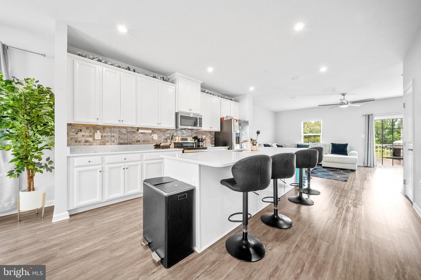 710 Rolling Valley Drive photo 5