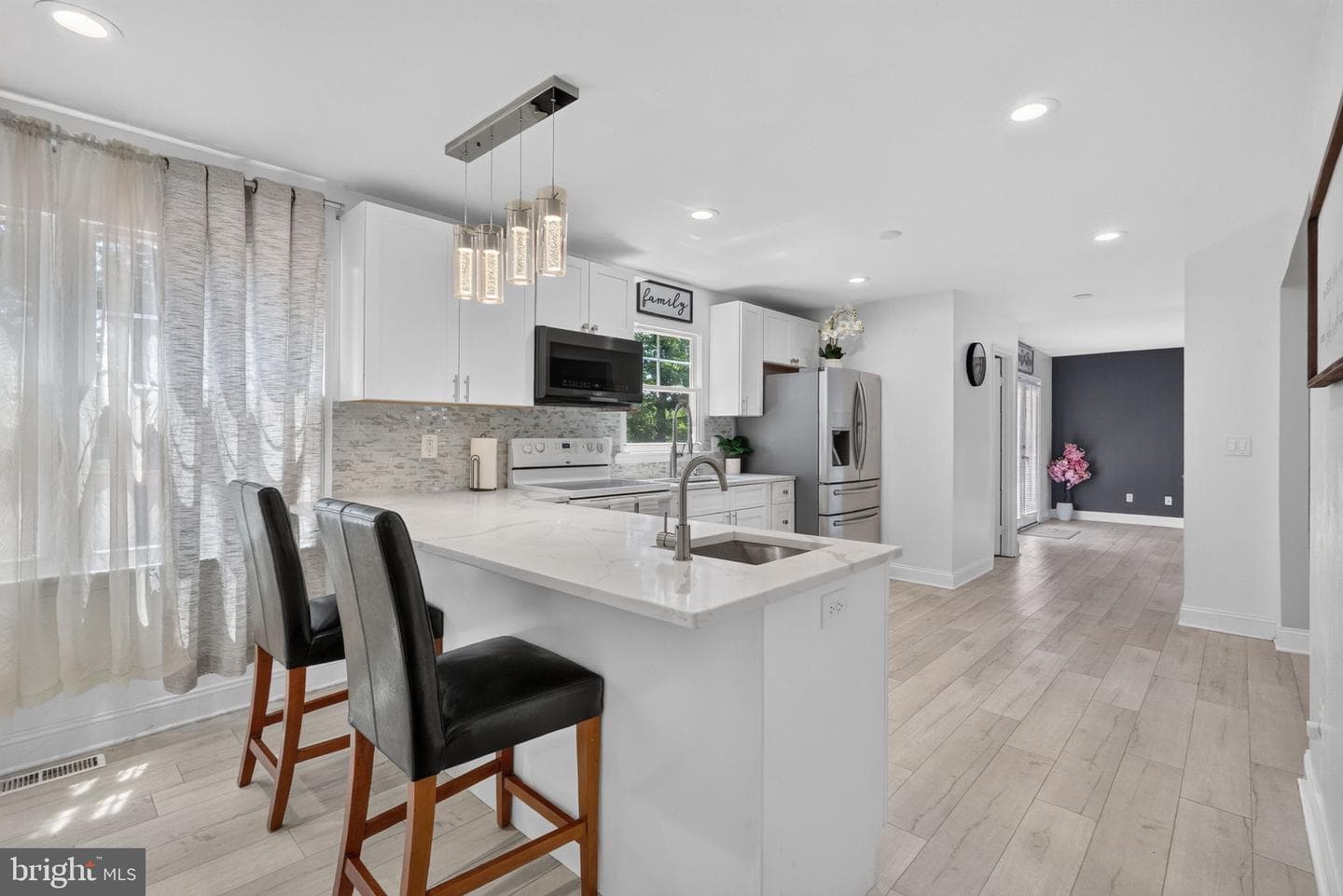 212 Pepper Tree Lane photo 7