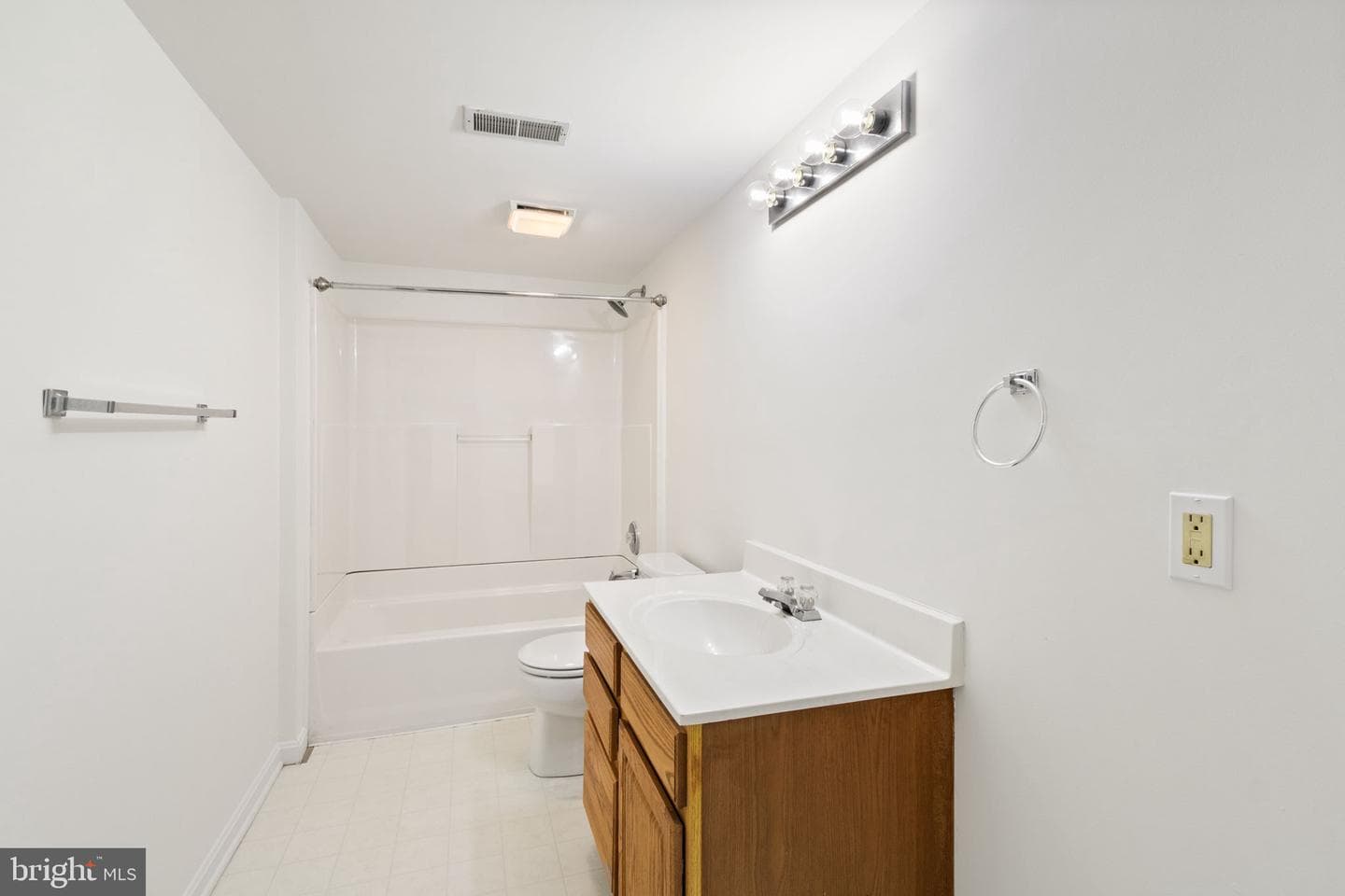 7 Cory Court photo 19