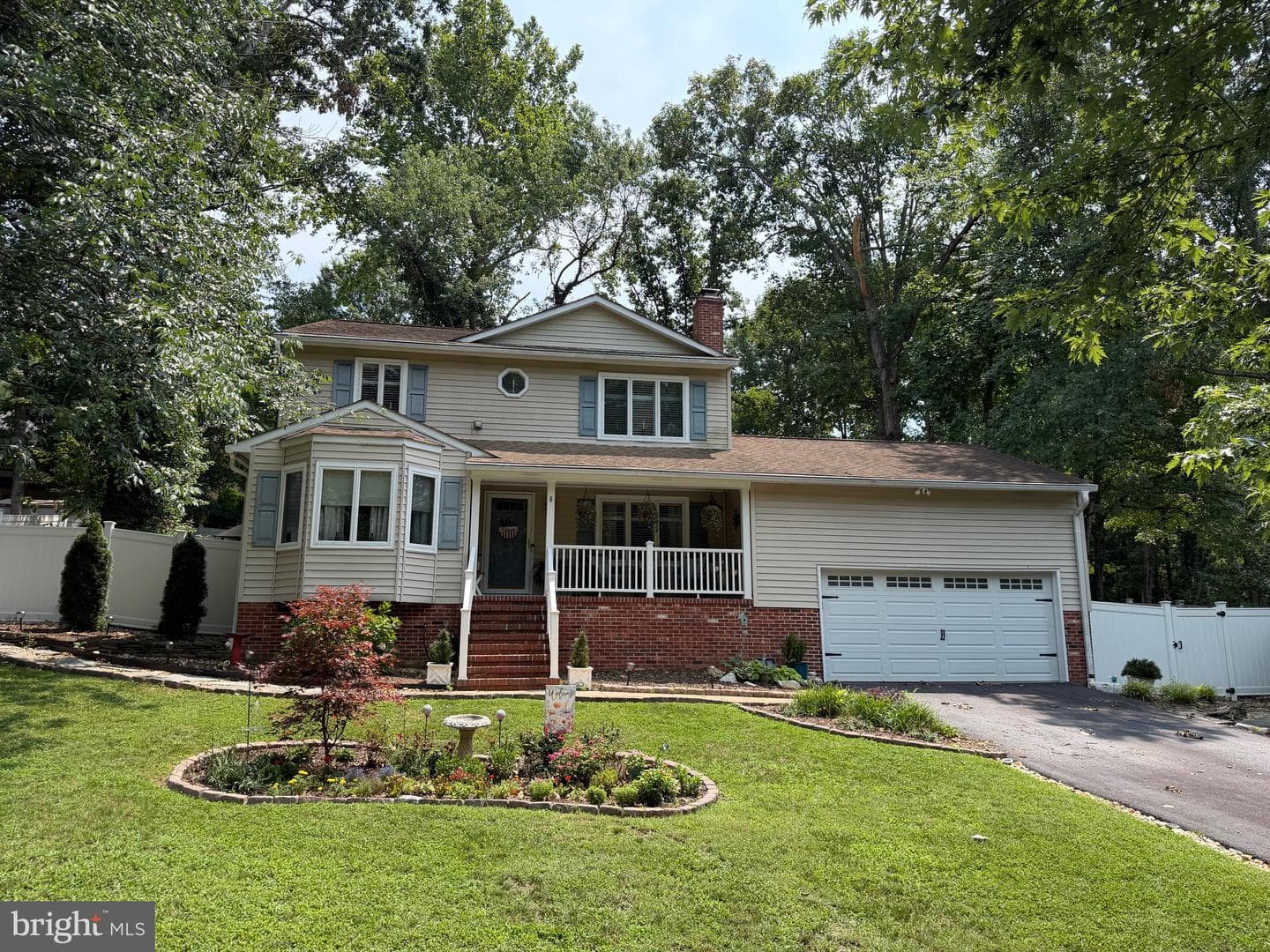 6 Greenhaven Court photo 1