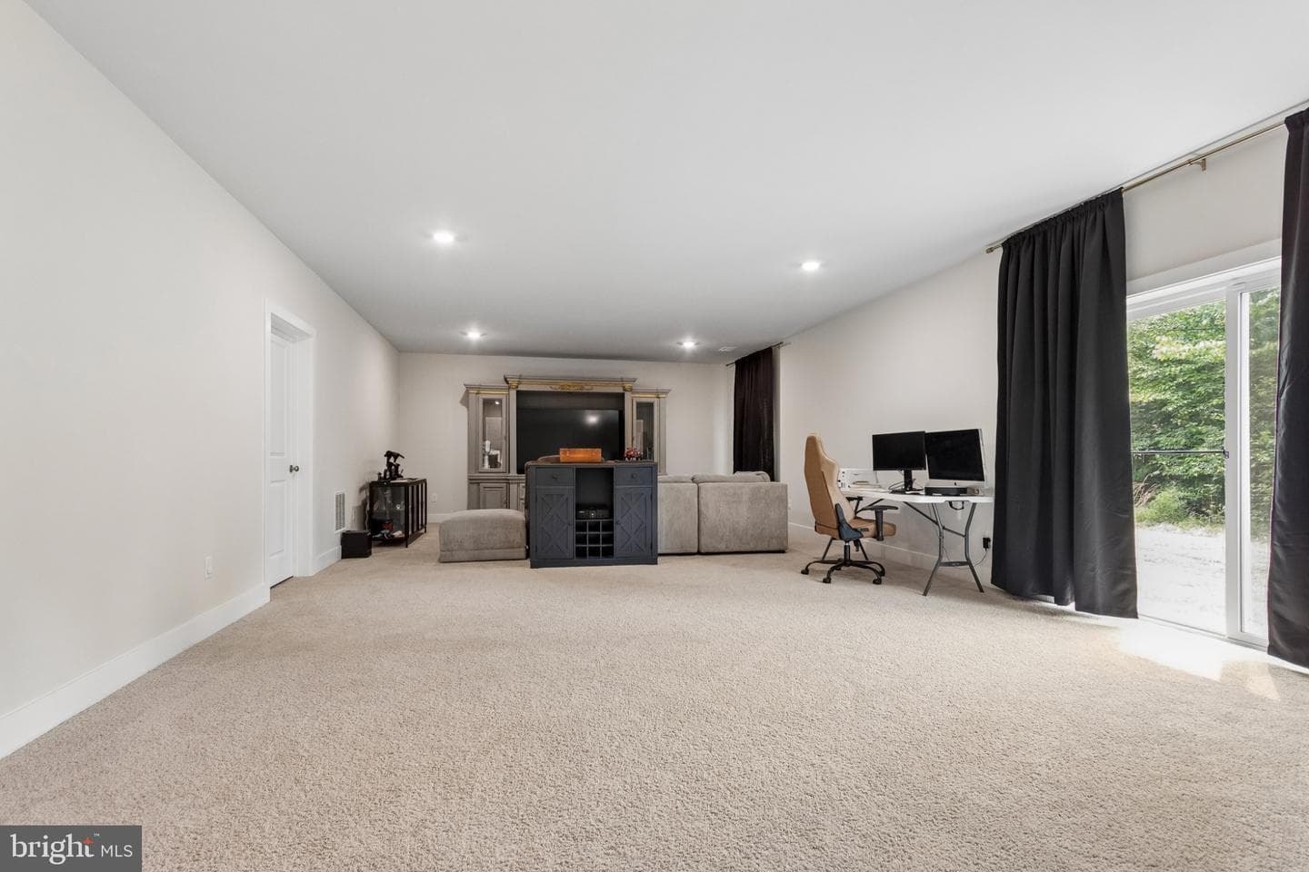 717 Long Meadow Drive photo 35