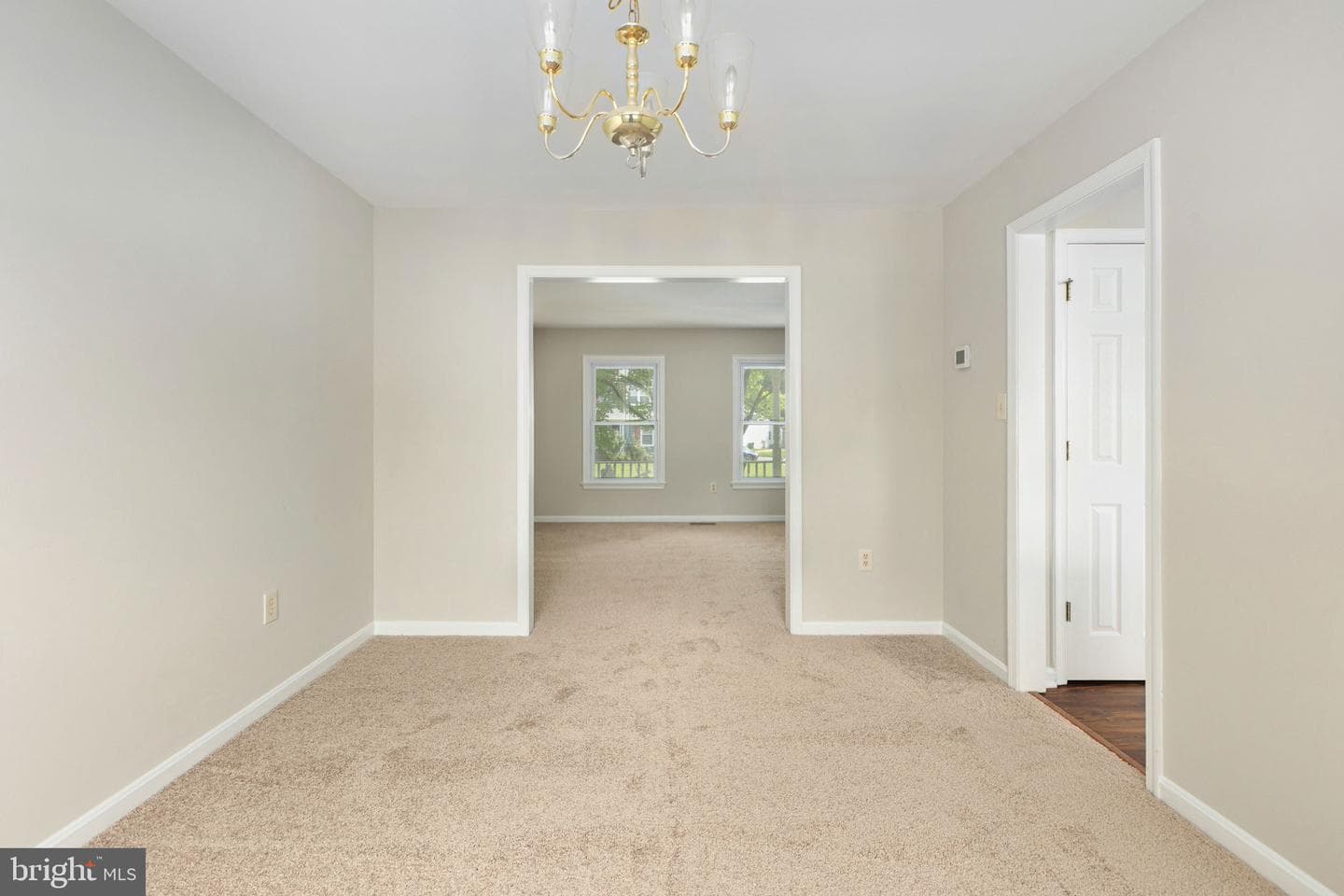 1 Markham Way photo 18