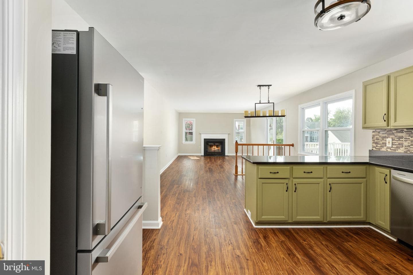 1 Markham Way photo 20