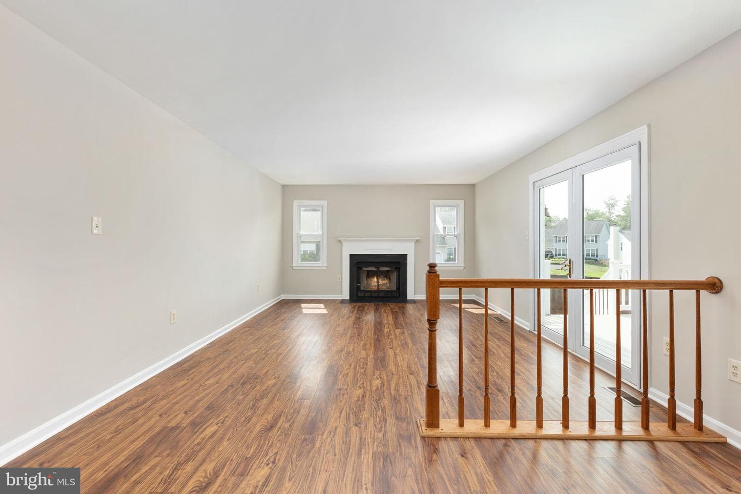 1 Markham Way photo 28