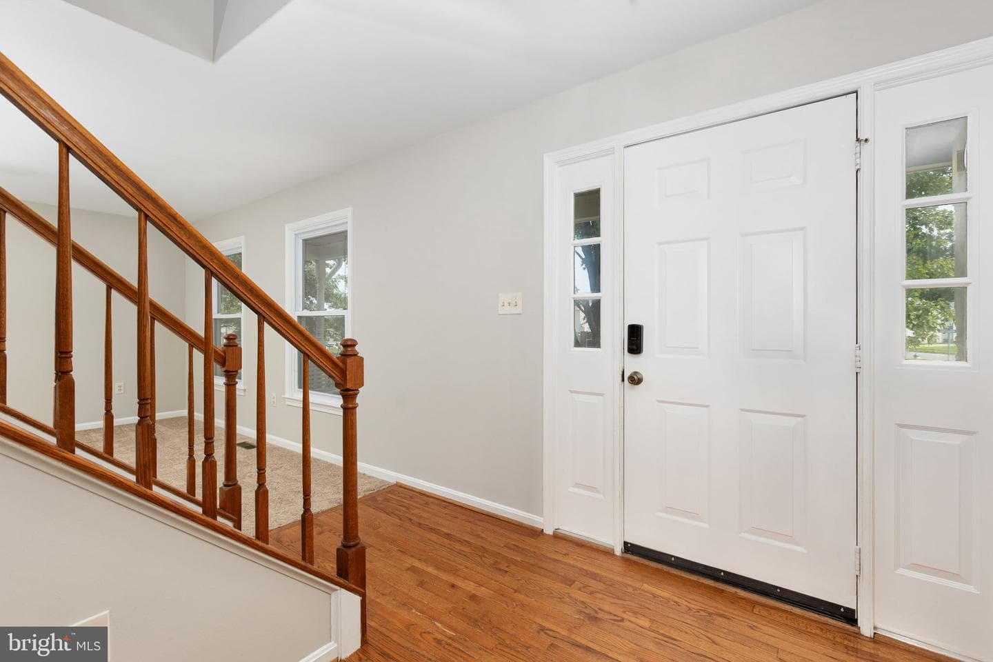 1 Markham Way photo 34
