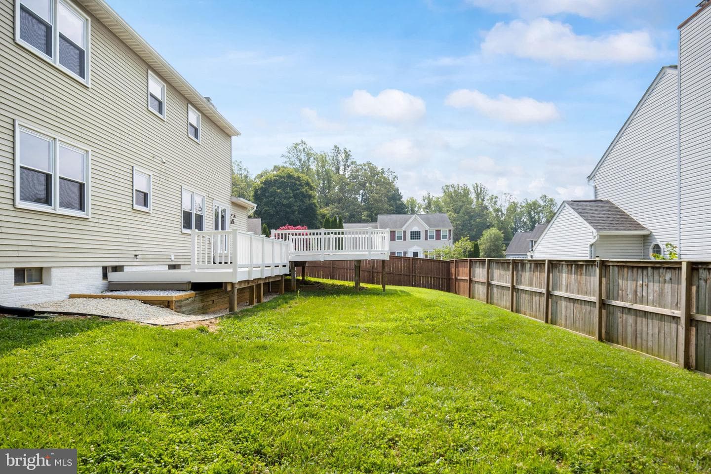 1 Markham Way photo 64