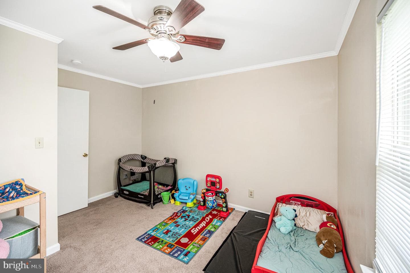 75 Fern Oak Circle #303 photo 17