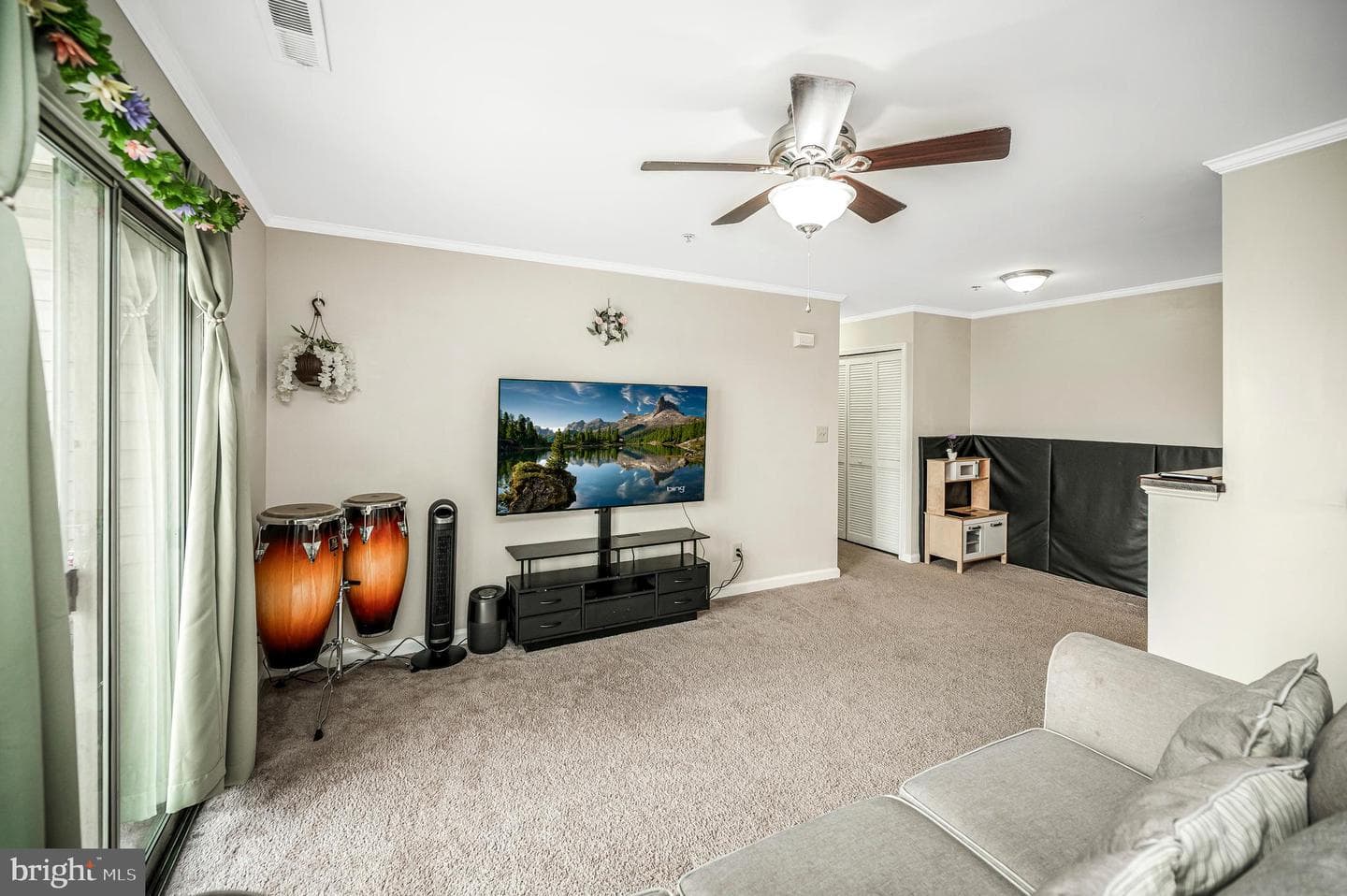 75 Fern Oak Circle #303 photo 8