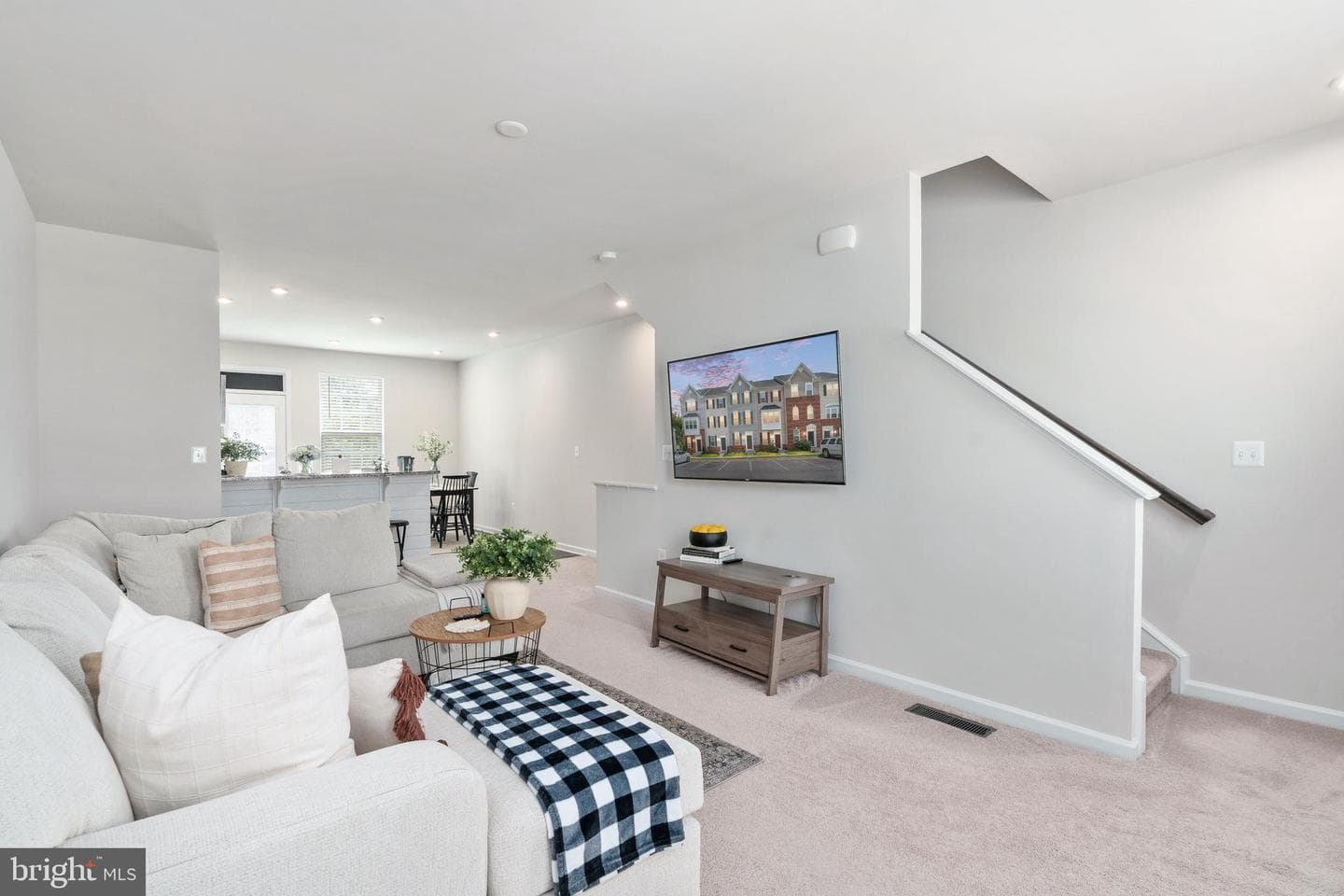 533 View Point Way photo 29