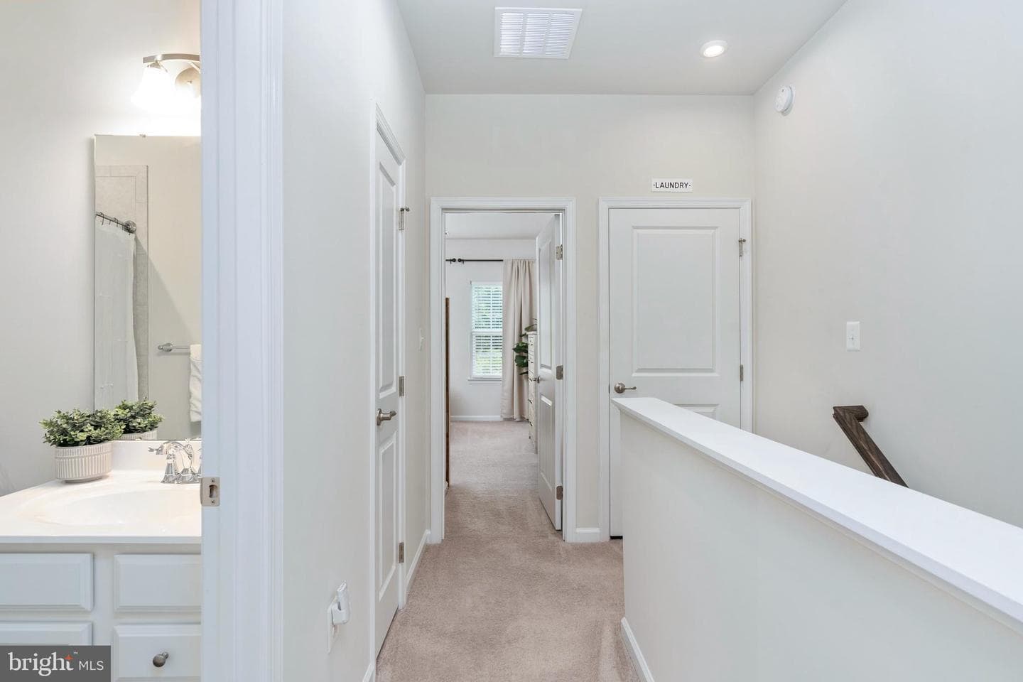533 View Point Way photo 31