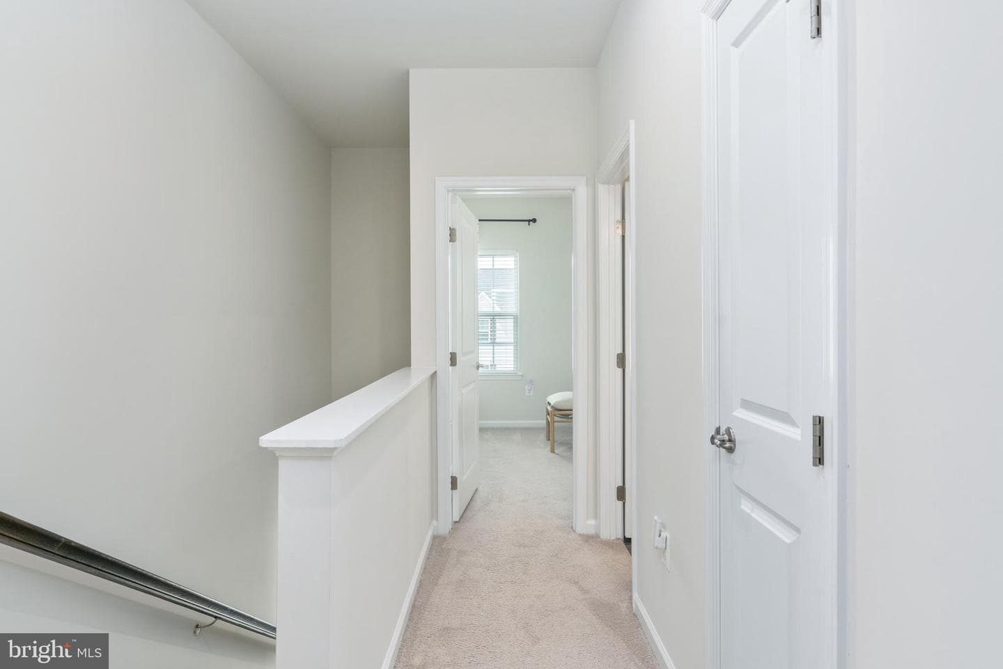 533 View Point Way photo 32
