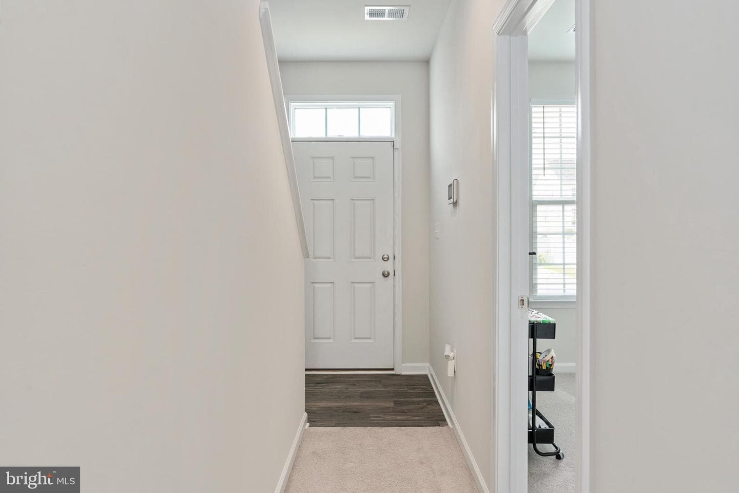 533 View Point Way photo 6