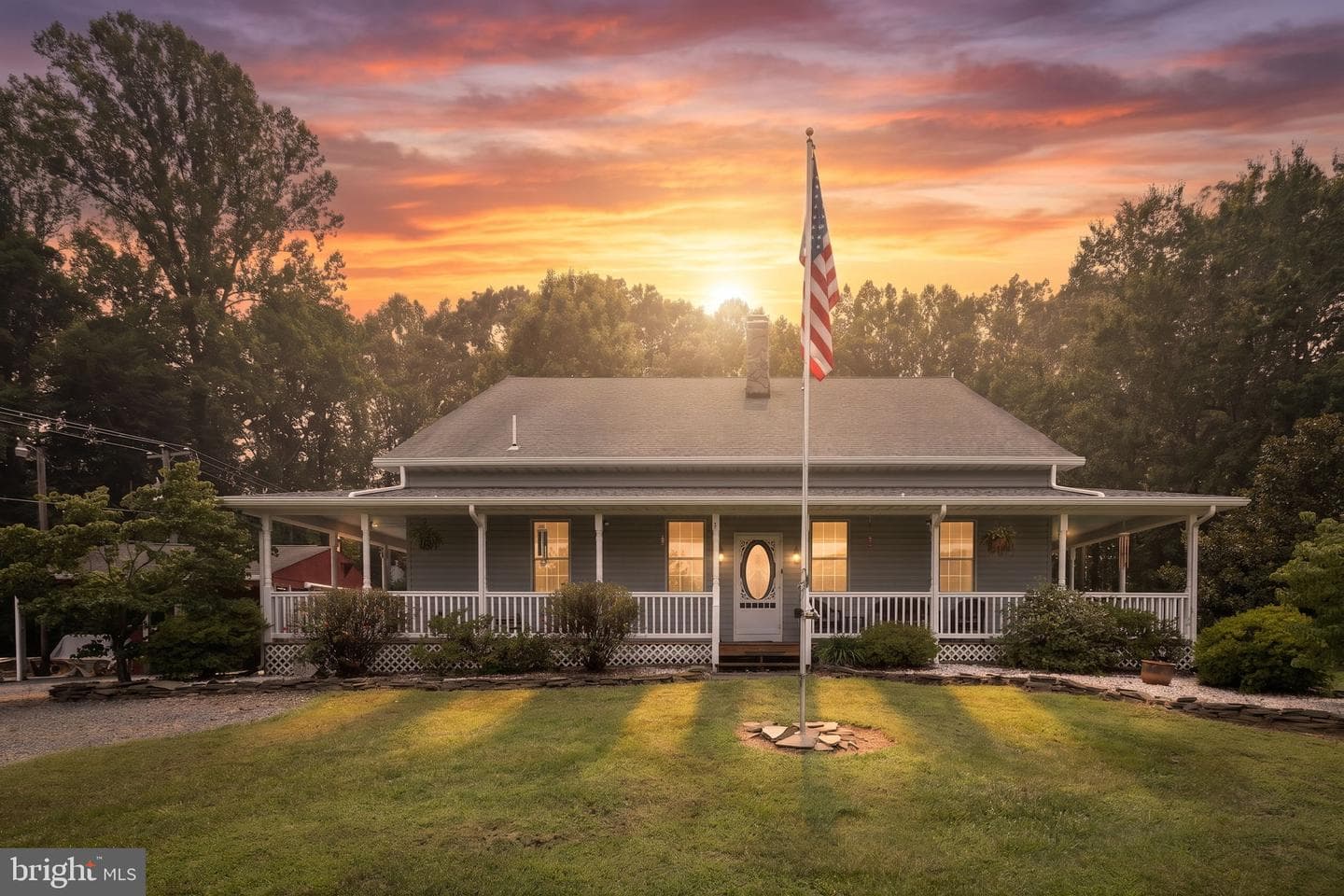 559 Holly Corner Road, Fredericksburg