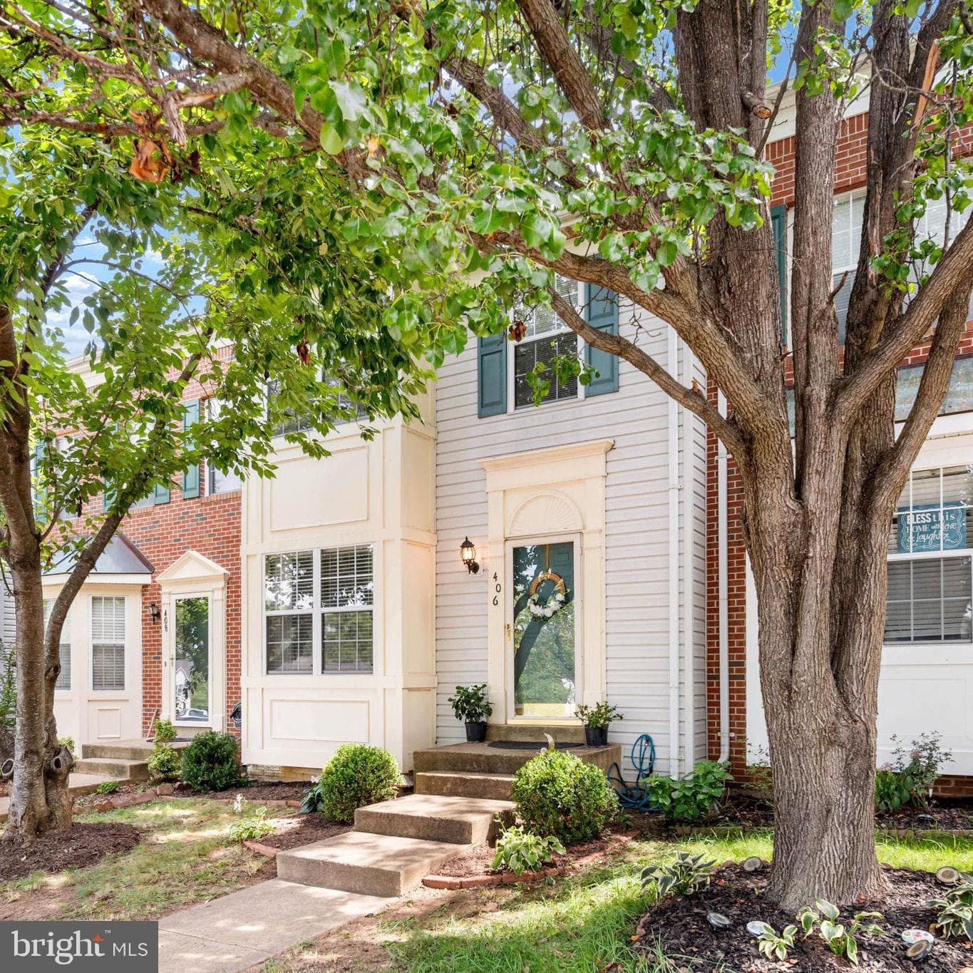 406 Rover Court photo 1