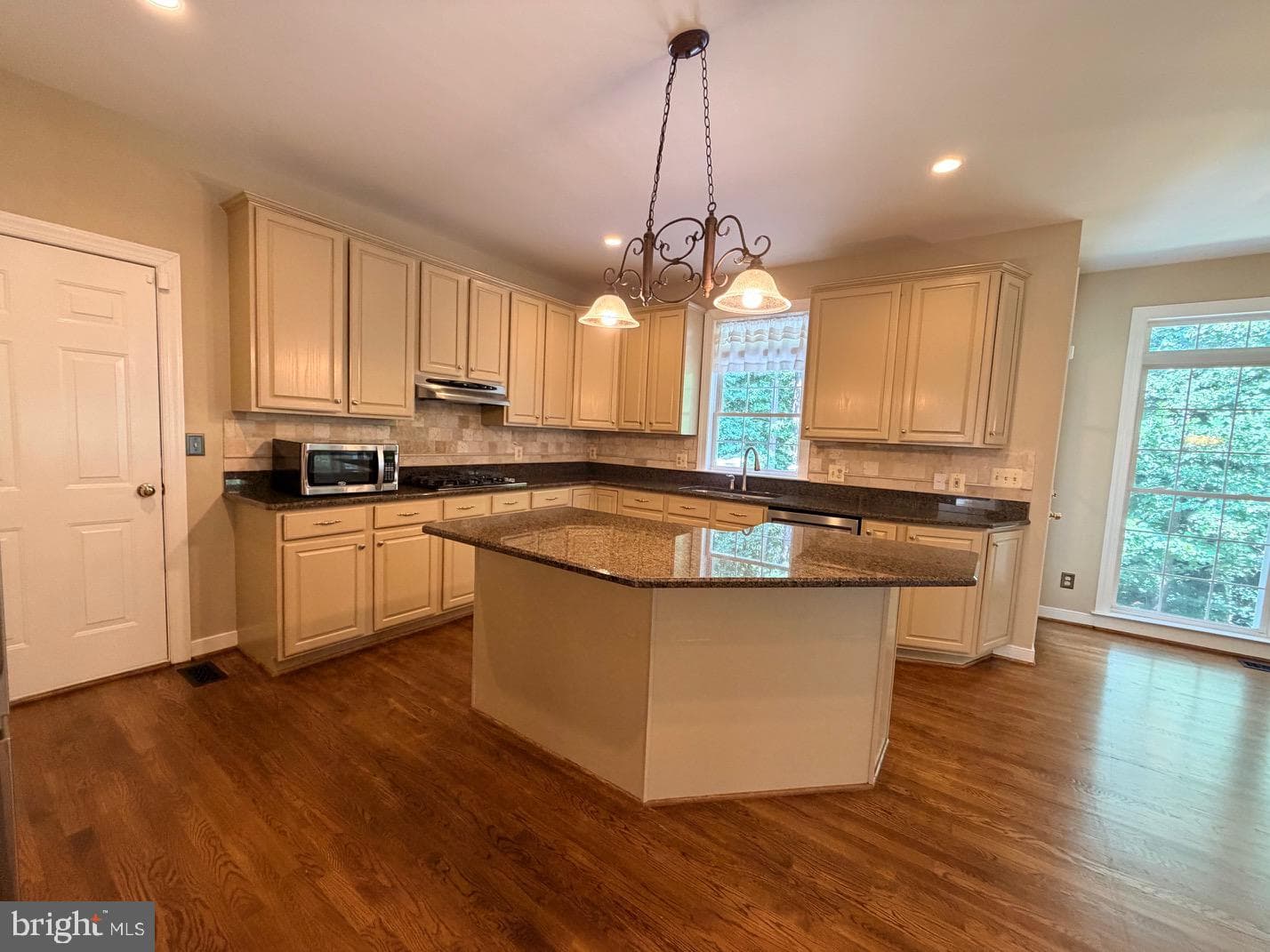 6 Bullrush Court photo 21