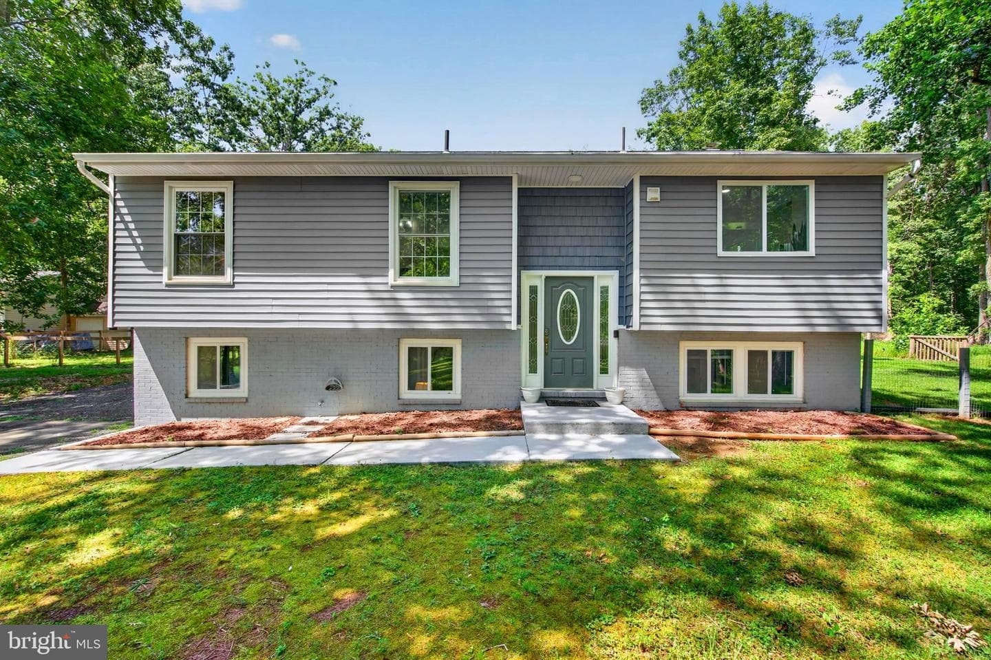 42 Beaver Lodge Road photo 1