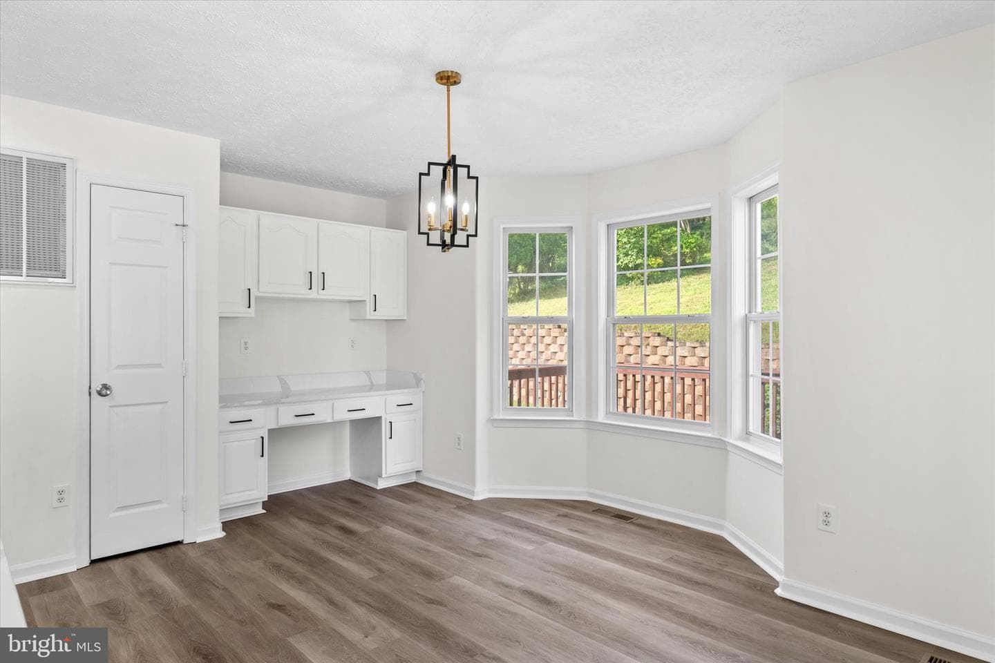 28 Brush Everard Court photo 18