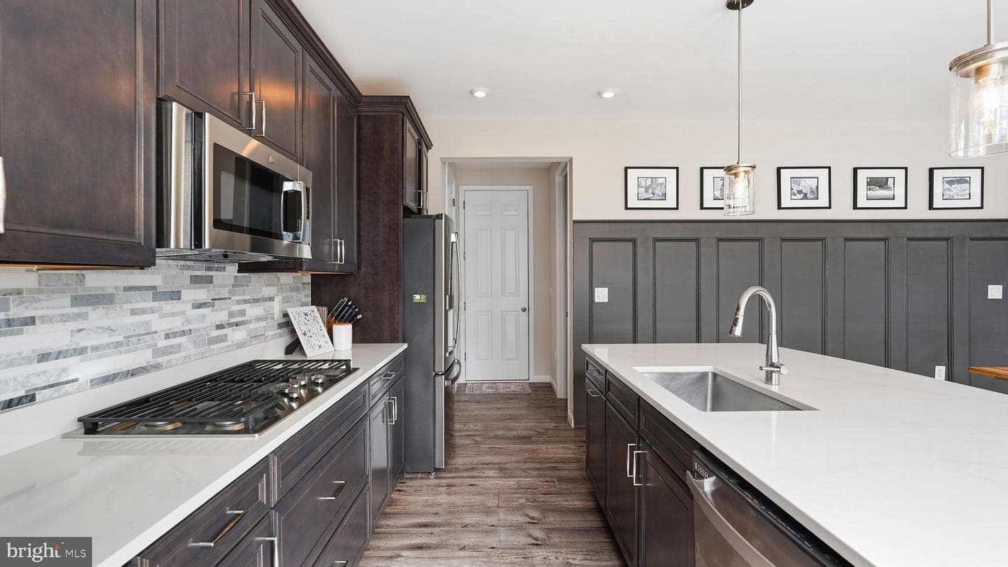 1055 Aspen Road photo 16