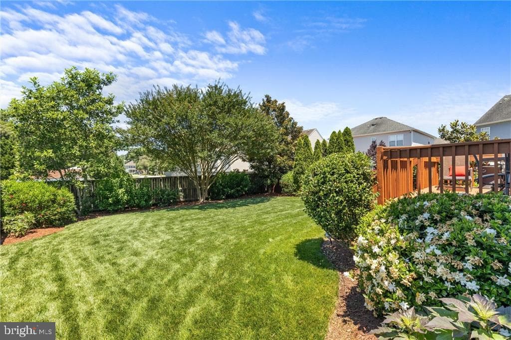5436 Larissa Court photo 41