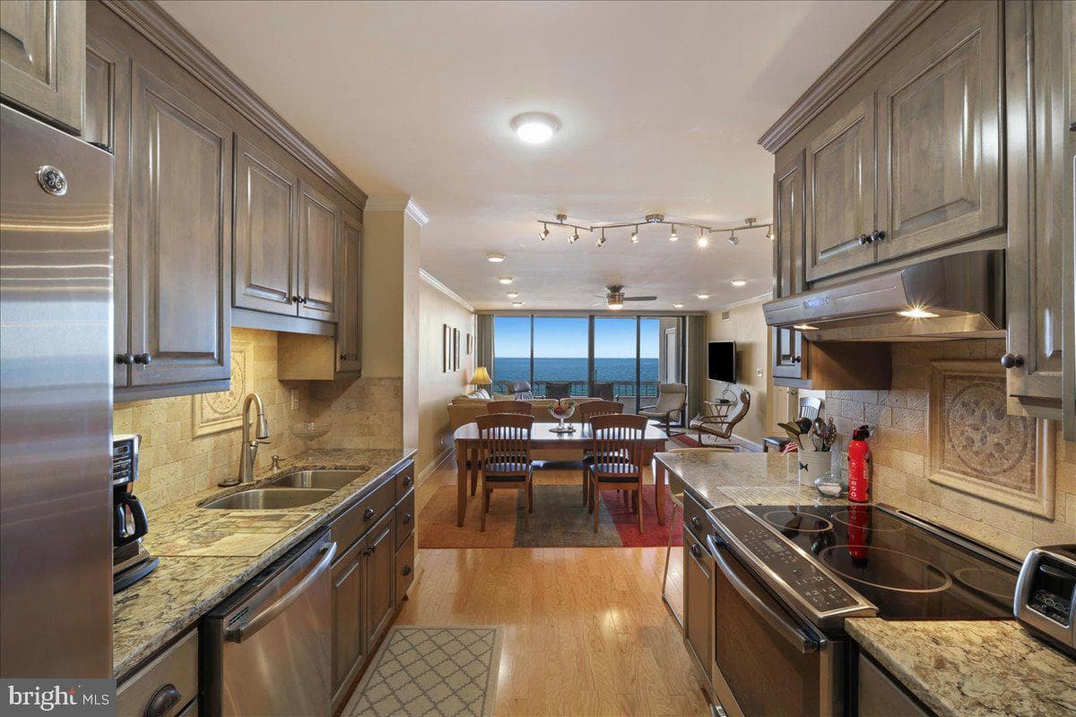 3300 Ocean Shore Avenue #1405 photo 16