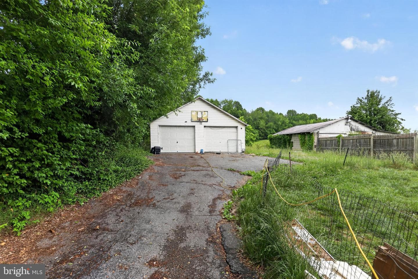 604 Shakesville Rd photo 3
