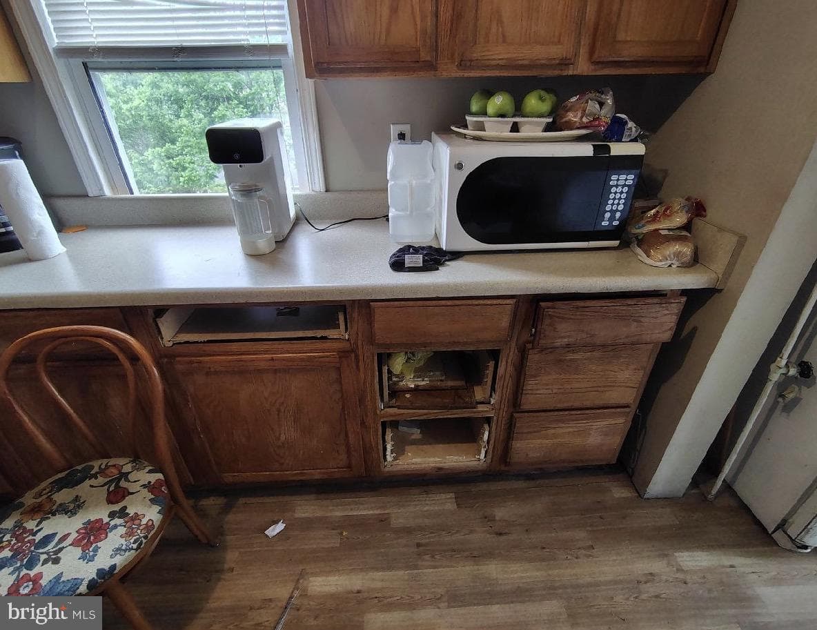 1021 Fairmount photo 11