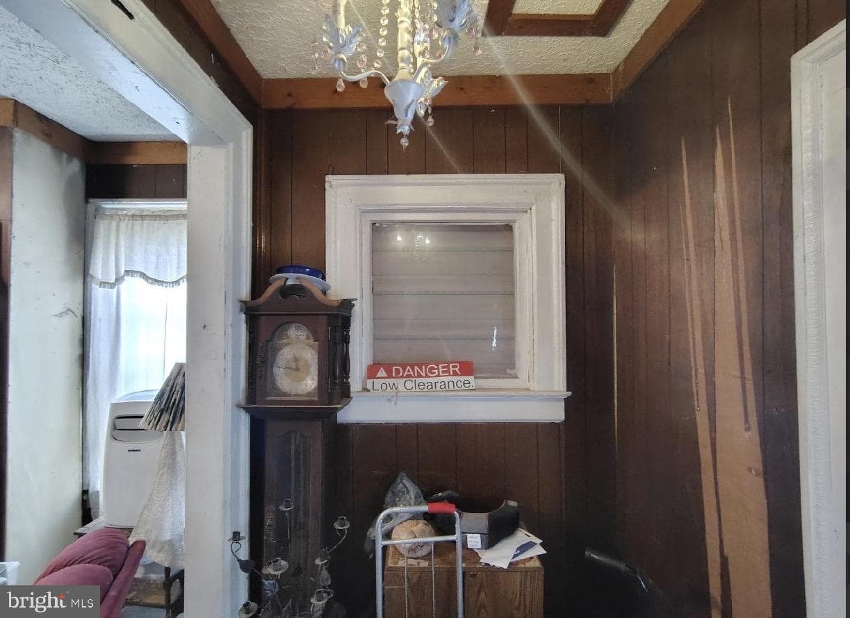 1021 Fairmount photo 15