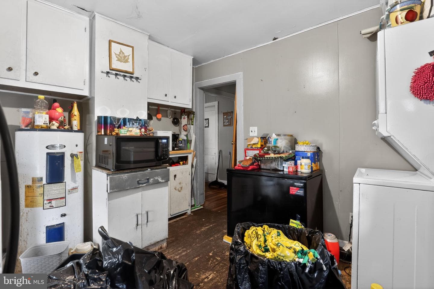 187 Court Dr photo 5